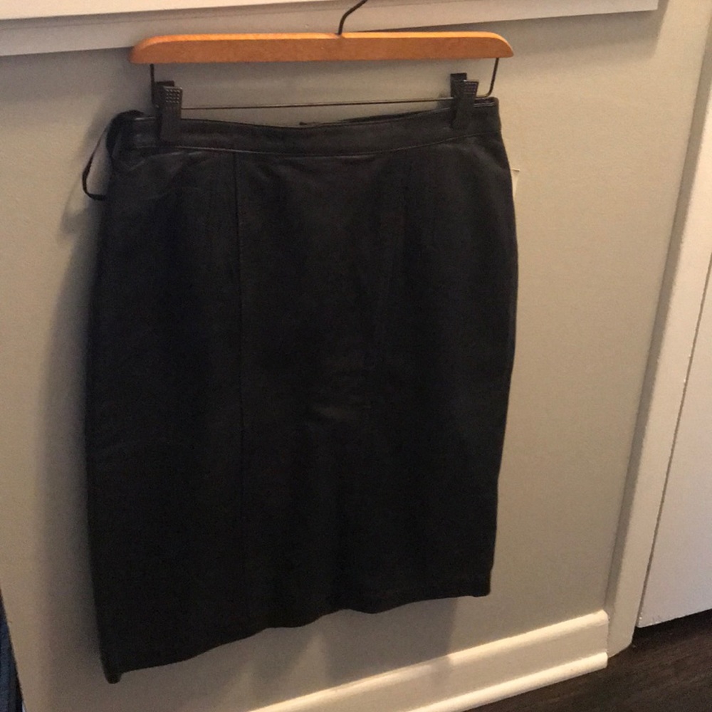 Black skirt